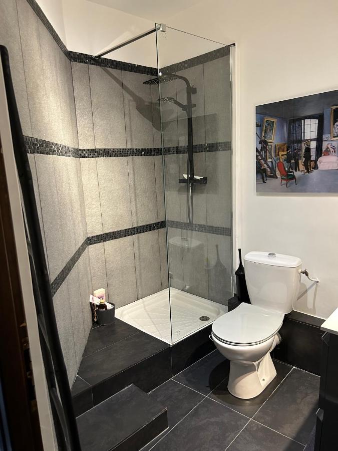 Chambre Privee Dans Un Mas Au Centre Du Village Maubec  외부 사진